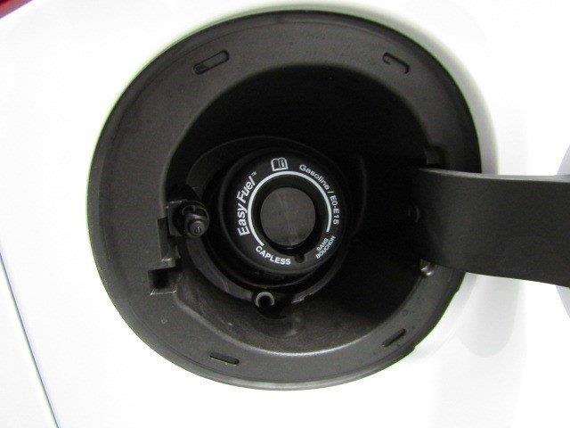 Ford C-Max Hybrid 2016 photo 4